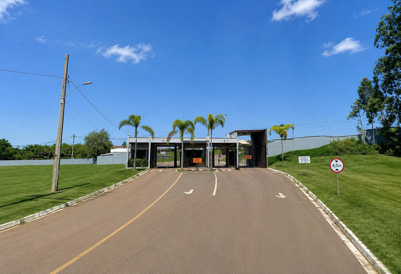 Portaria do Condomínio Campo Alegre